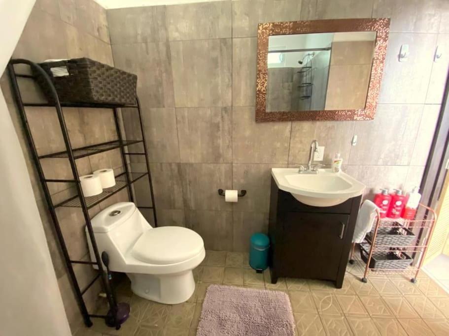 Casa Madero Beautiful 2Br Apt One Block From Malecon! Best Location! 라파스 외부 사진